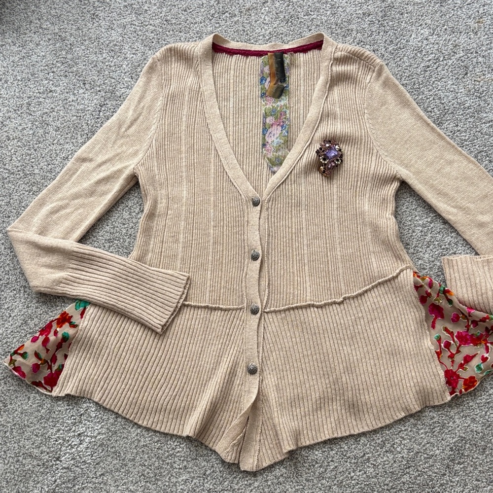 Elegant Beige Cardigan with Floral Accents